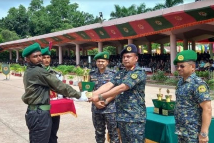 গাজীপুরে আনসার ভিডিপির মৌলিক প্রশিক্ষণ সমাপনী 
